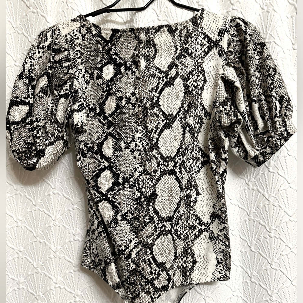 Express Bodysuit - Picture 6 of 6